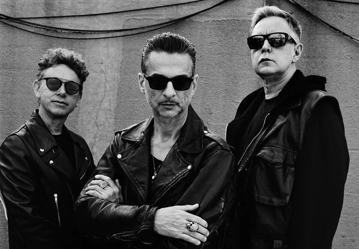 Депеш мод лучшая группа. Группа depeche mode. антон корбайн фотографии depeche mode. depeche mode энди флетчер. depeche mode солист.