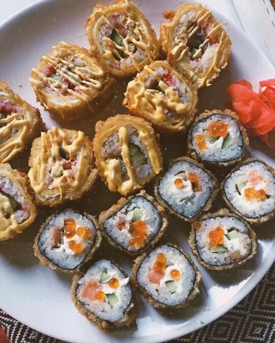 Сет 3 пиццы. Лама пицца кызыл. Лама пицца кызыл. Лама пицца. Прима пиццерия переславль.