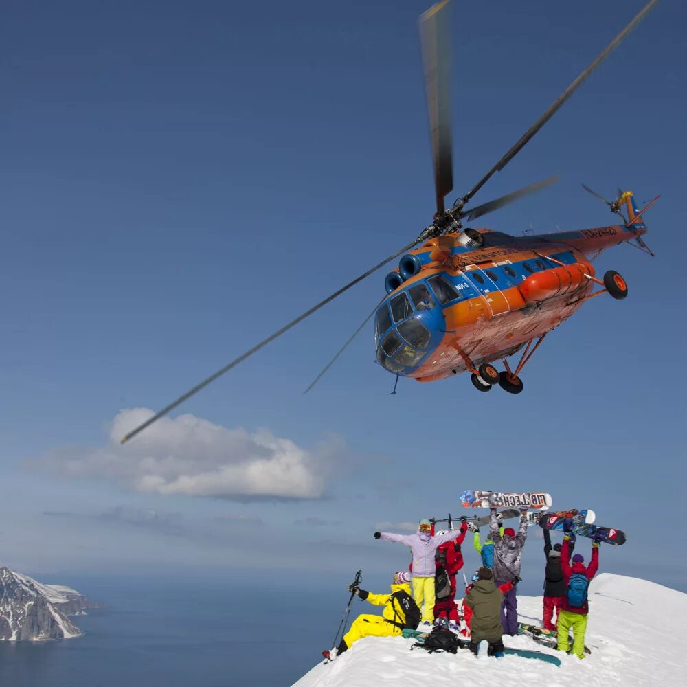 Ми 8 на эльбрусе. Камчатка дискавери. Камчатка heliski. Камчатка фрирайд. Камчатка фрирайд вертолет.