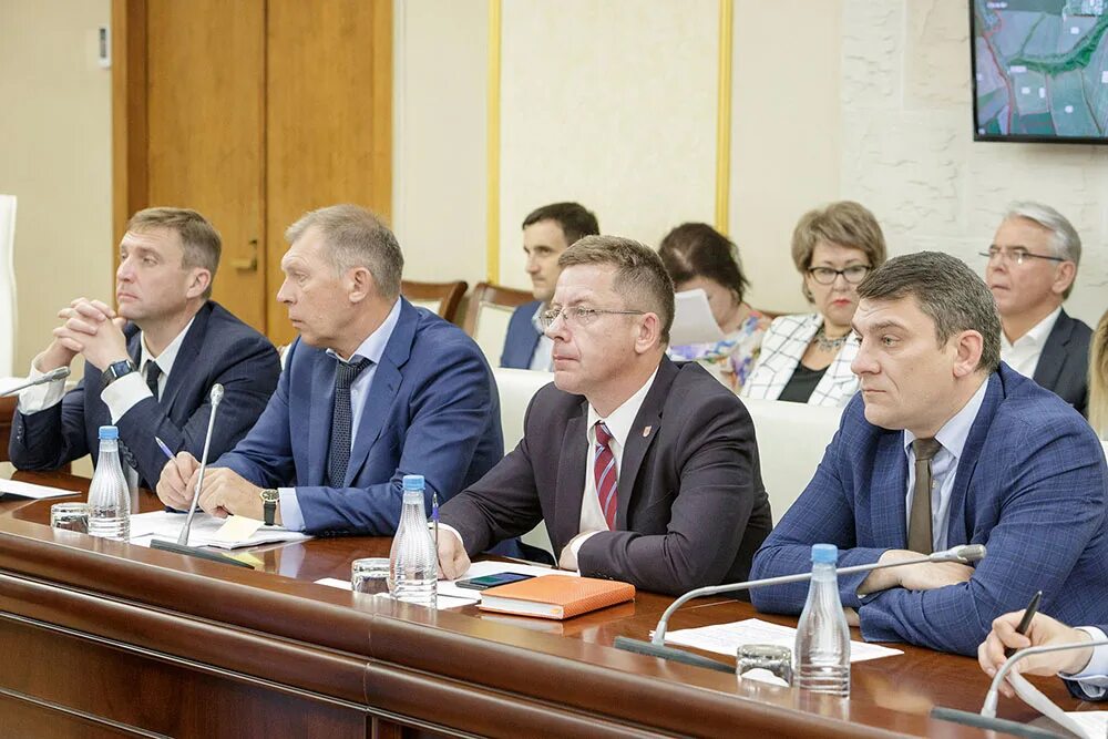 Государственное совещание в москве. Градостроительный комитет йошкар-ола 2024. Градостроительный комитет. Департамент имущественных и земельных отношений ялта. Запрос на получение выписки гзк.
