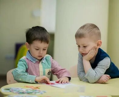 Ребенок начинает заикаться