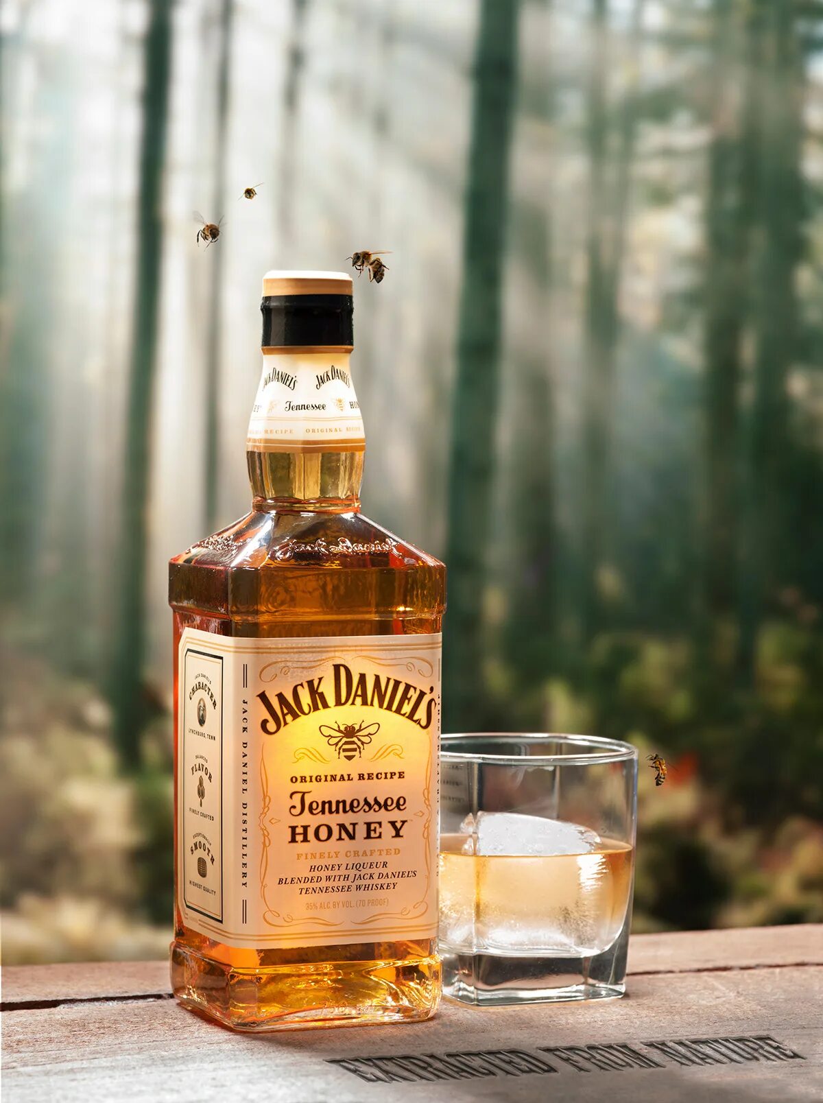 Джек медовый 0.7. Джек хани. jack daniels honey. джек дэниэлс медовый фото.