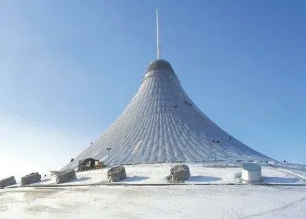 Қыздар оңаша жерлерде зәр шығарады