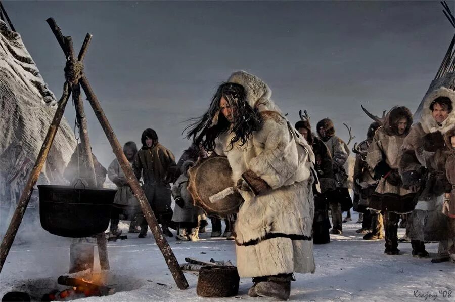 Инуиты — канадские эскимосы. Эскимосы гренландии и северной америки. Аляска эскимосы. Эскимосы инуиты. Аляска эскимосы.