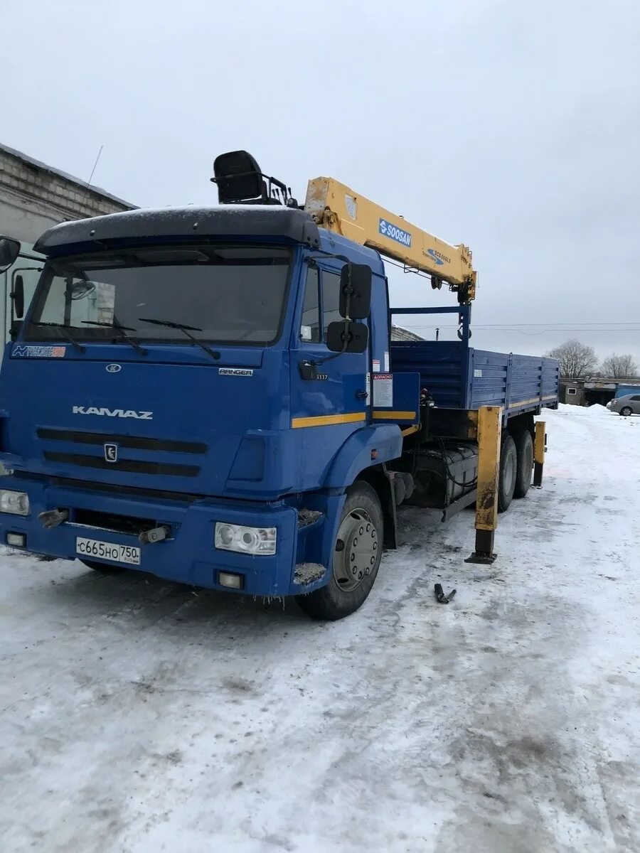Манипулятор мытищи. Автокран камаз 65117. камаз манипулятор вологдагортеплосеть. трехмостовый камаз манипулятор. манипулятор камаз 65117 белгород.