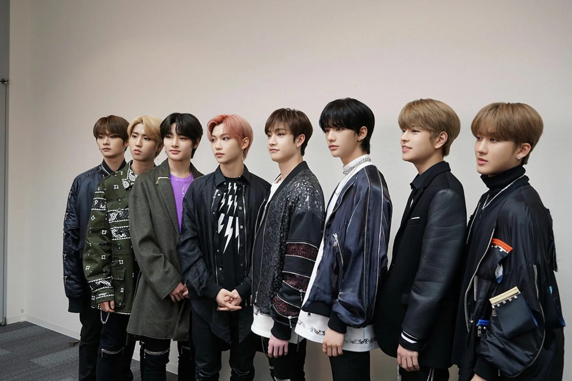 Группа Stray Kids. Группа Stray Kids 2021. Stray Kids skz2020. Stray Kids вместе. Страйк кидс имена