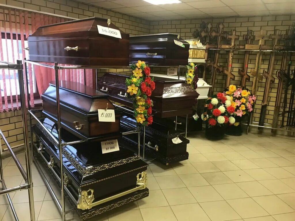 ритуальные услуги козулька. ритуальные услуги тавда куйбышева. зал ритуальных услуг. накидка ритуальная. колор гусь-хрустальный.