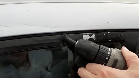 Чем удалить двухсторонний скотч с автомобиля кузова