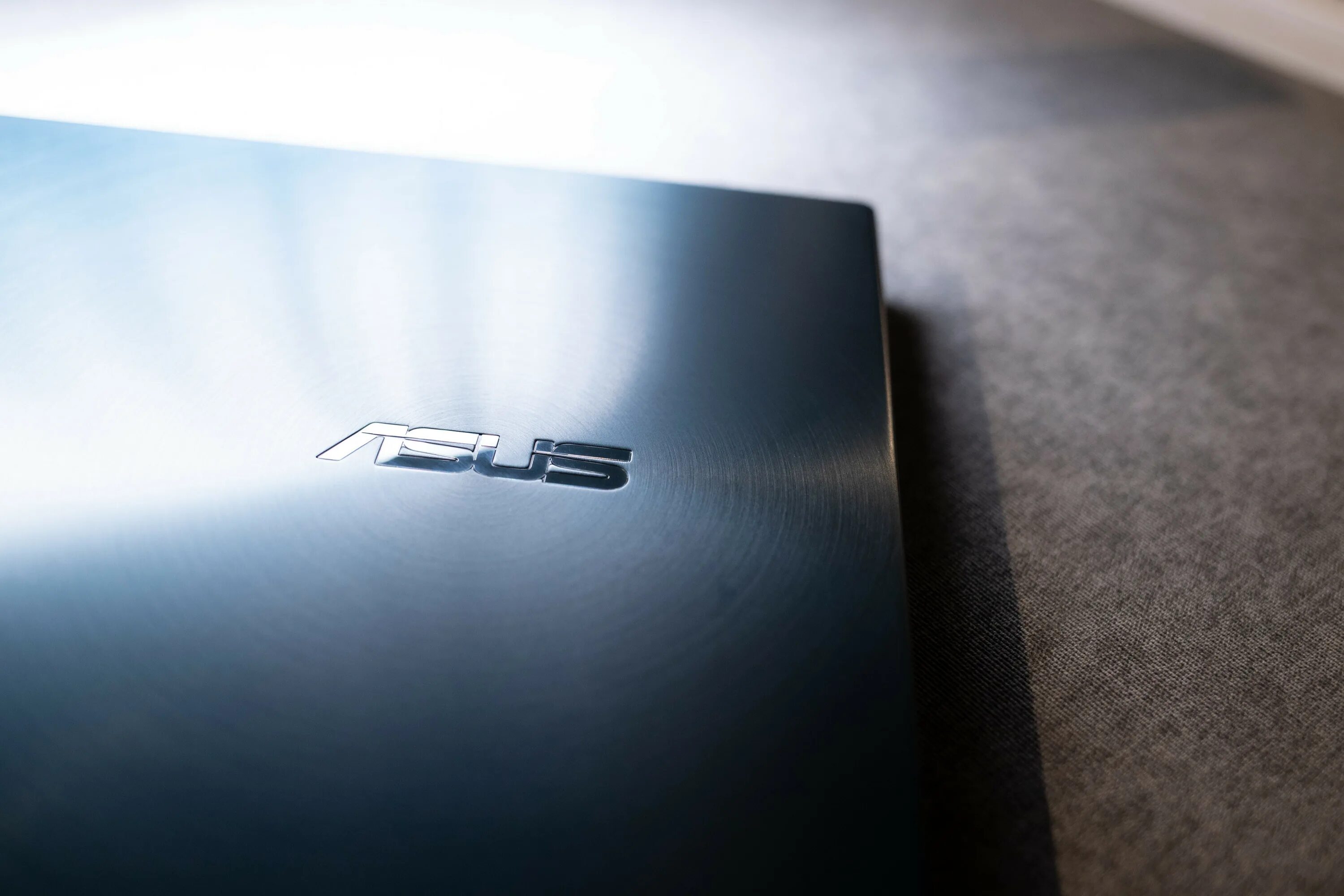 Asus zenbook 16x