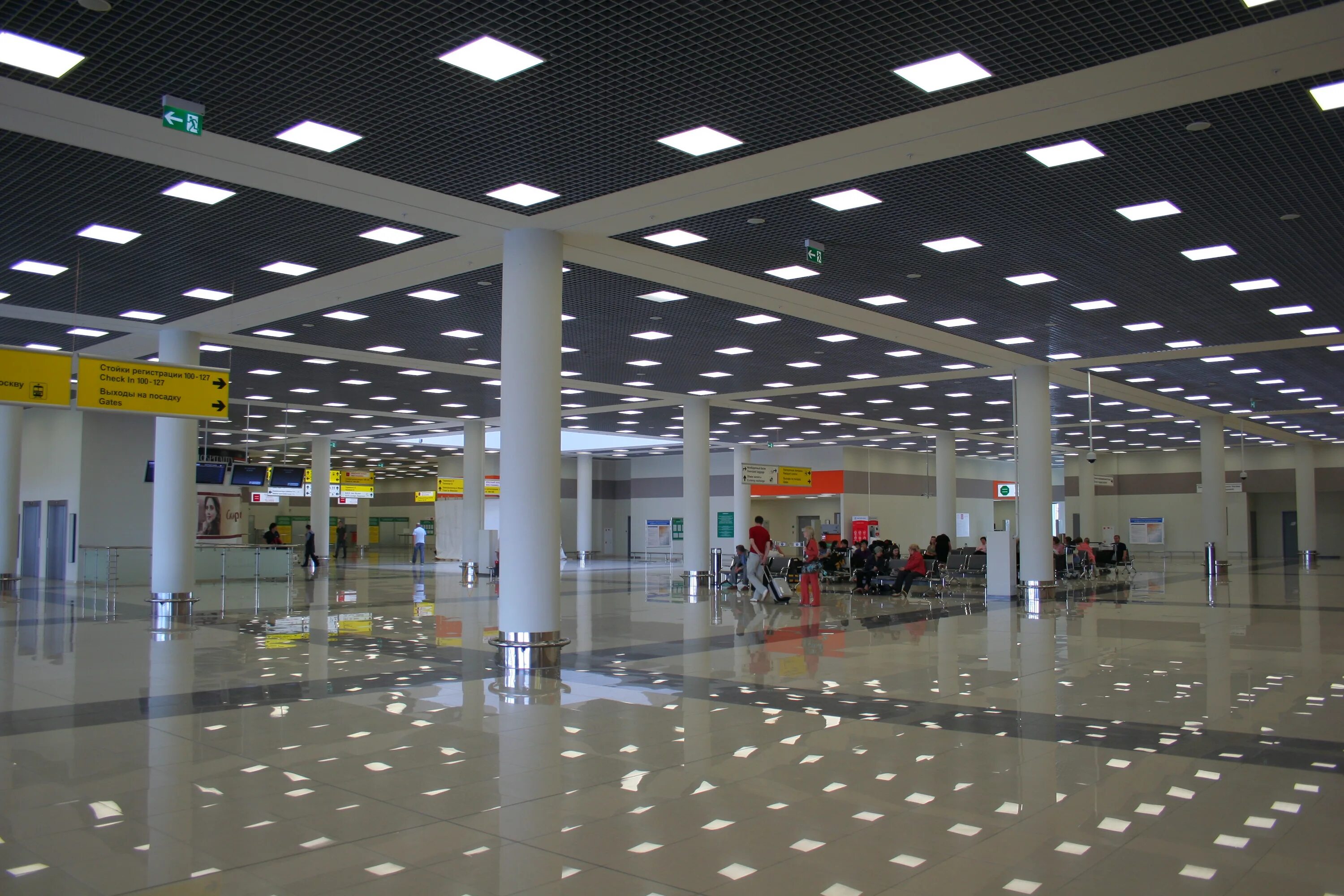 Аэропорт Шереметьево. Международный аэропорт Шереметьево терминал e. Терминал е Шереметьево. Аэропорт Шереметьево терминал е внутри. Шереметьево терминал е