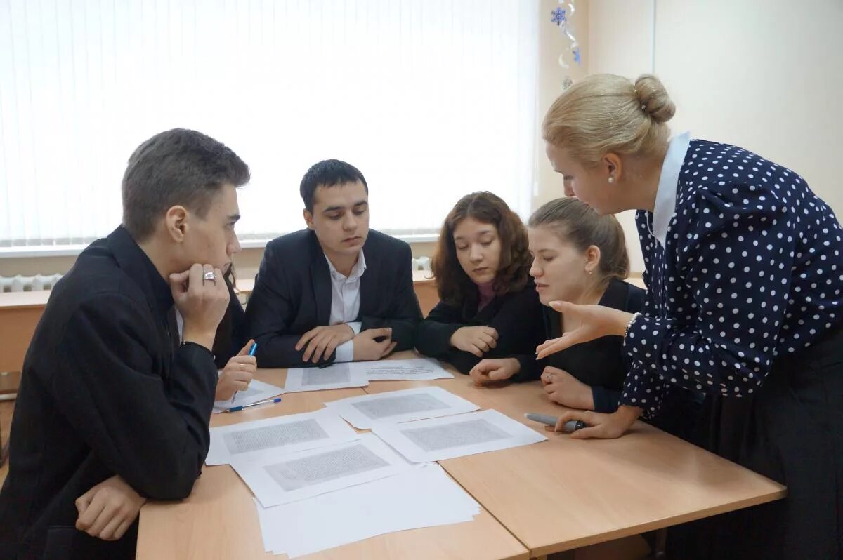 Пришли молодые специалисты. Учителя панковской СОШ. Вакансии Волжский педагог.