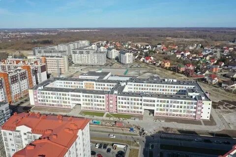 Школа на рассветной