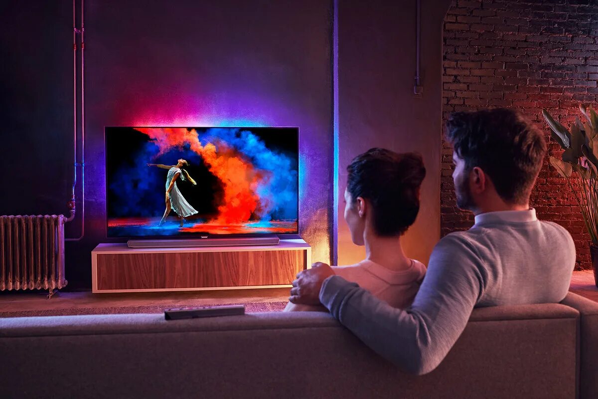 Tv led strip. Телевизор светы. Телевизор светы. Телевизор светы. Телевизор за стеклом своими руками.