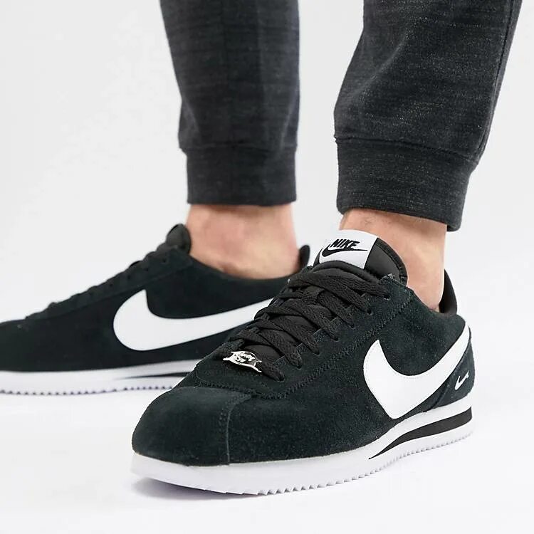 Nike Cortez черные замшевые. Nike Air Cortez черные. Nike Cortez мужские черные замшевые. Кортес найк черные замш. Кроссовки найк замшевые