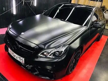 Автомобильный цвет черный