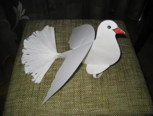 Поделка птичка. Птичка из бумаги. Птицы под. Объемные птицы. Объемная птица из картона.