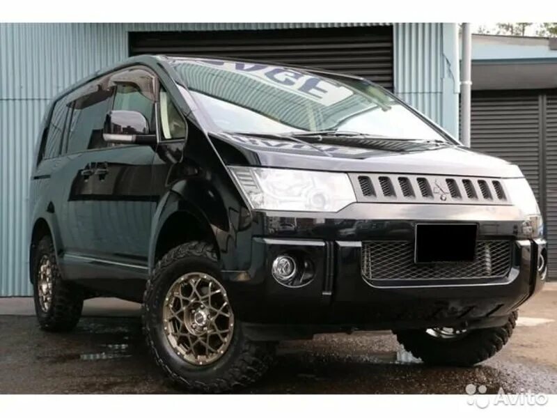 Купить митсубиси делика бу россия. Mitsubishi Delica d5 2010. Мицубиси Делика 2010. Митсубиси Делика 4х4. Митсубиси Делика 4х4 левый руль.