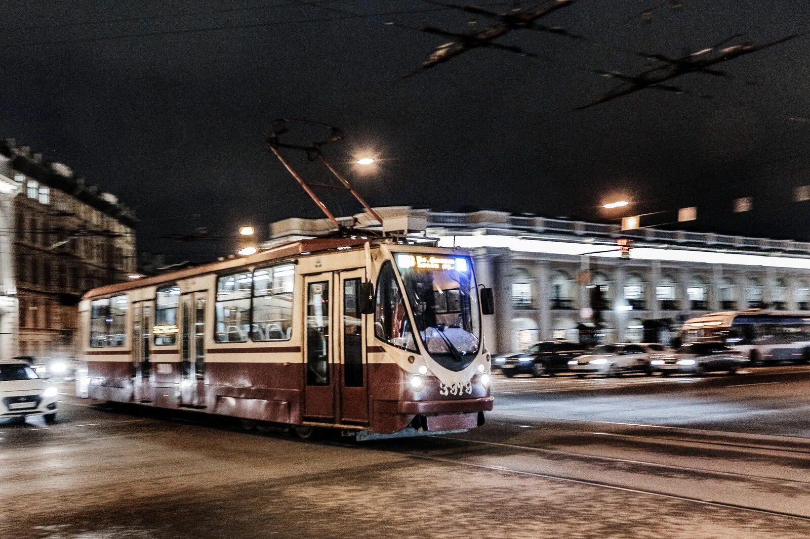 Трамвай 100 Петербург. Питерский трамвай. Трамвай фото. Красивые трамвай Питера.