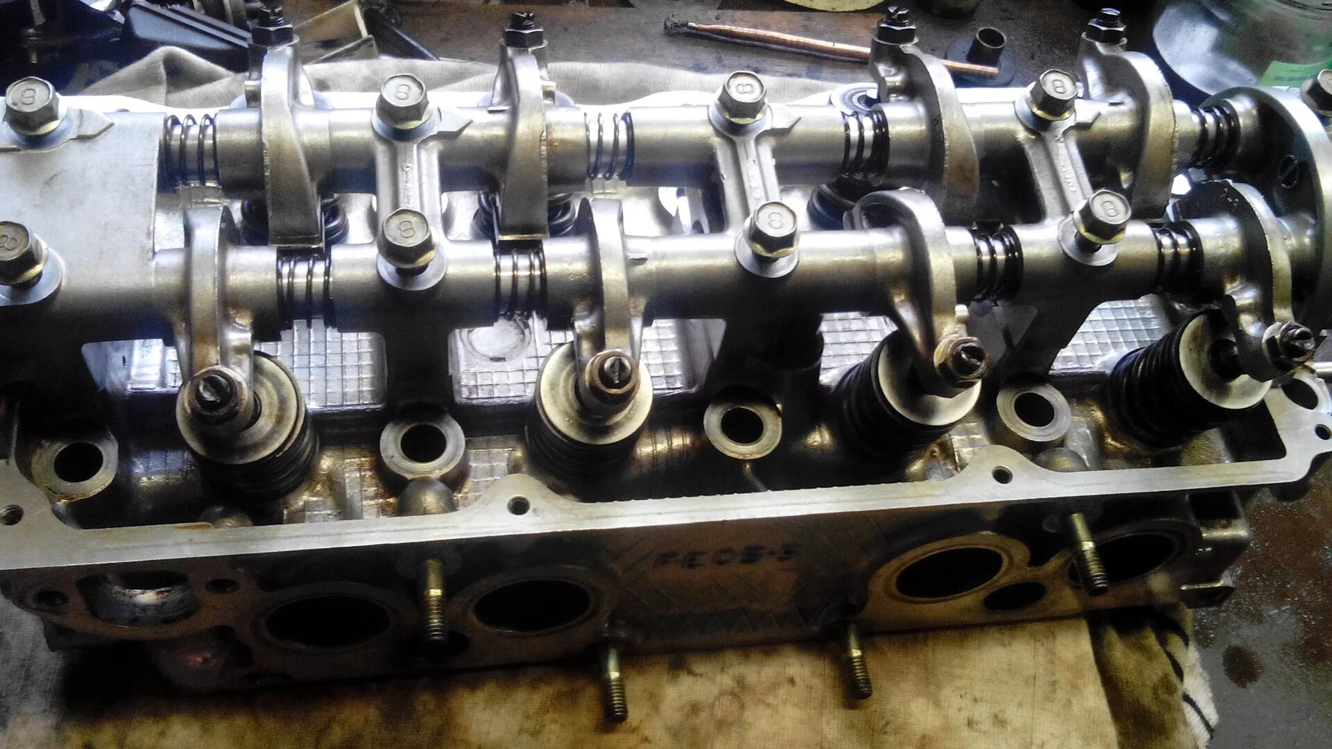 Стуки в головке блока. Стуки в головке блока. Кольца головки цилиндра. Стук гбц. Портинг гбц 2112.