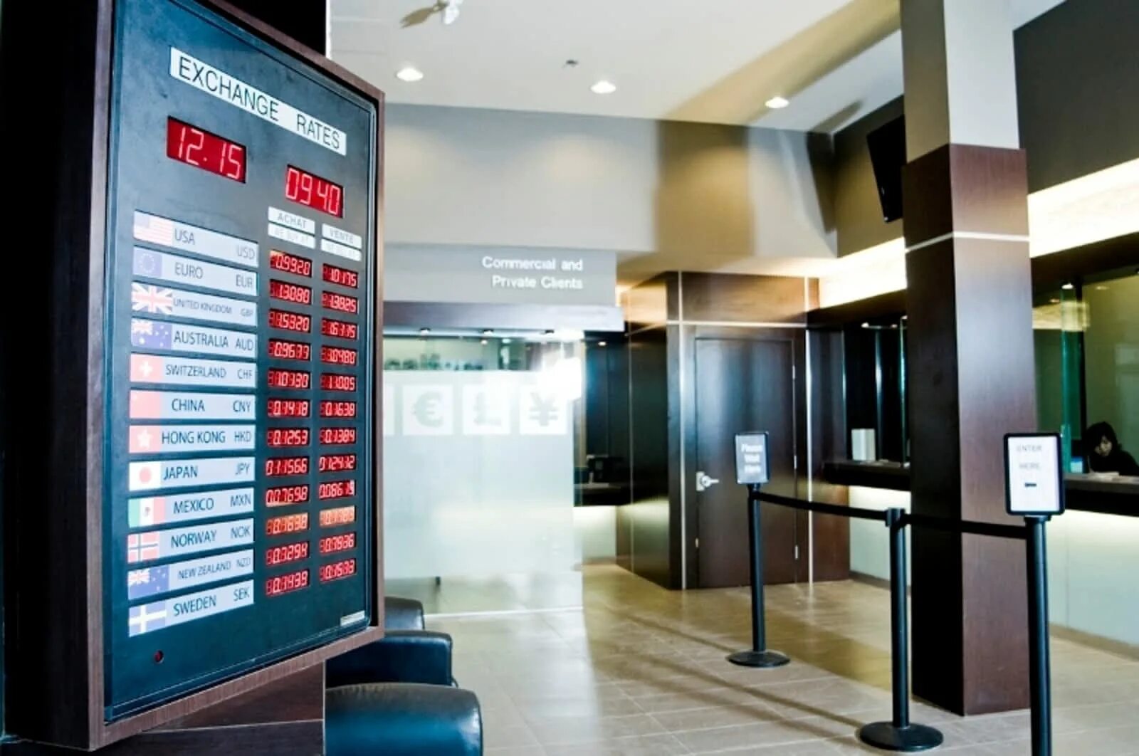 Обмен валюты на дорогомиловской 6. Обменять офис. Обменять офис. Exchange office. Обменять офис.