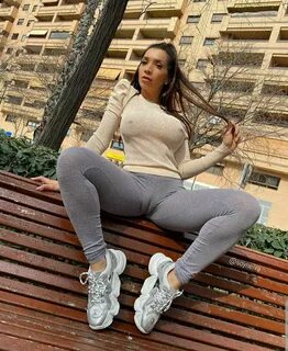 Cameltoes instagram - 🧡 Special Girls - Ella Harper the "Camel Girl&a...