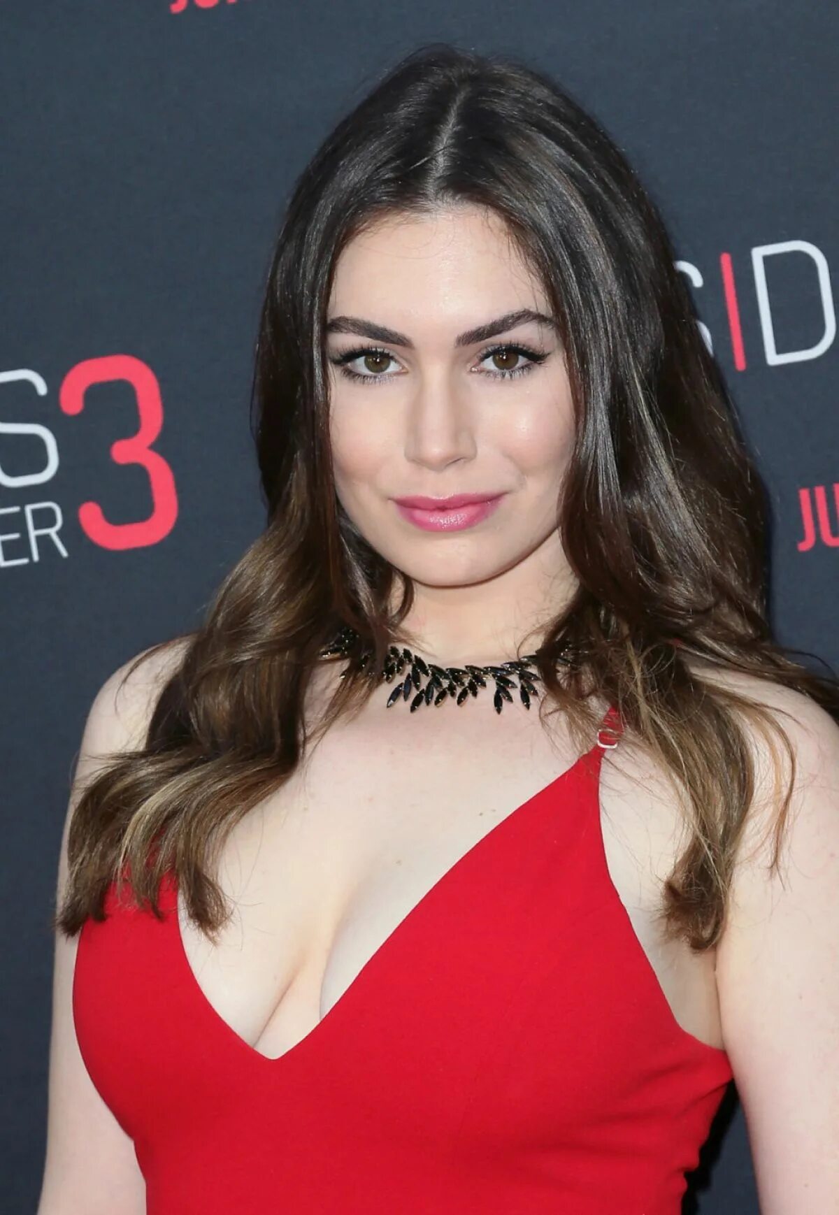 Sofia simons