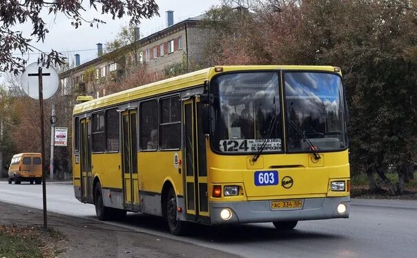 Направление 45 автобус. Маршрут 124 Воронеж. ЛИАЗ 5256.45 Омск. Rst603 автобус. Автобус Омск 124.