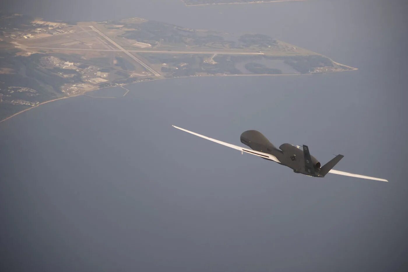 Дрон rq-4 global hawk. Бпла reaper. Военно-воздушные силы. Бпла над морем. Бпла mq-9 reaper.
