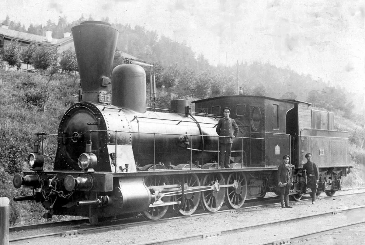 Паровоз вагон Баденвейлер 1904. Первый пассажирский паровоз 1845. Паровоз 1912 узкоколейка.