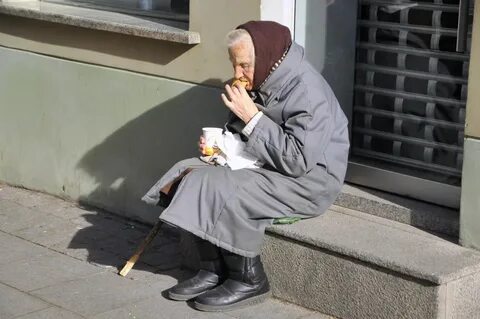 Старушка мужик