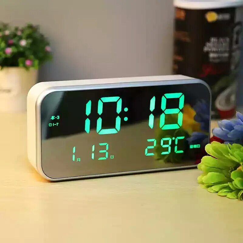 Часы электронные led clock. Часы настольные электронные led Clock GH 0711l. Электронные часы Alarm Clock. Цифровой будильник светодиодный. Часы настольные электронные led Wecker Classic.