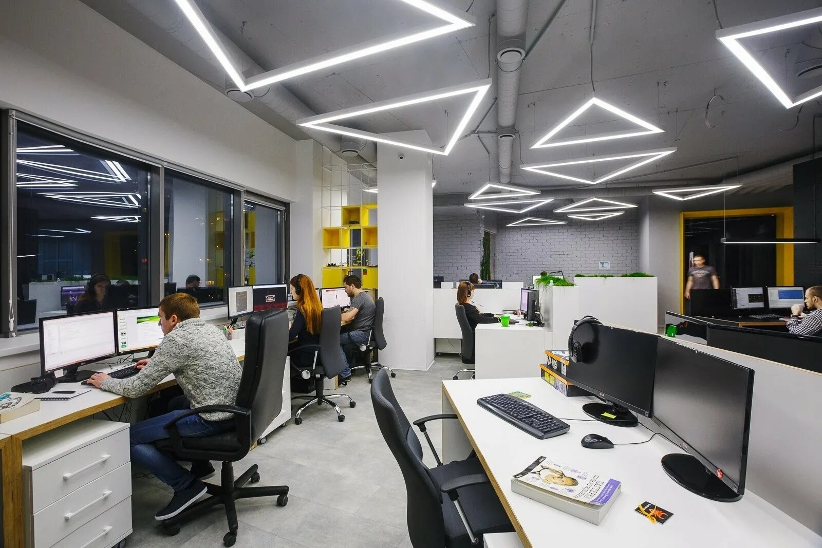 Офис it компании. Офис компании. Офисы предприятий. Офисы предприятий. Предприятие офисное.