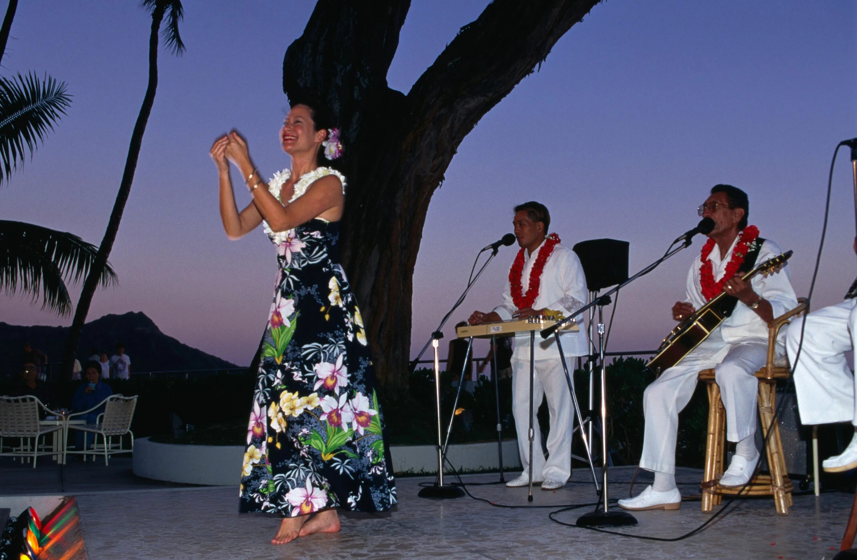 Песня гавайи. Ритмы гавайи. гавайцы регги. песня про гавайи. старинные гавайские песни.