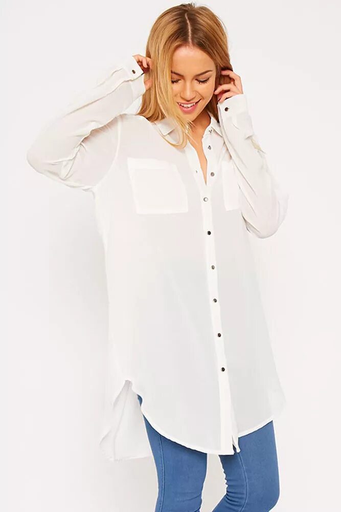 Длинные блузки фото. Удлиненная рубашка. Удлиненная блузка. Белая удлиненная блузка. Блузка рубашка удлиненная.