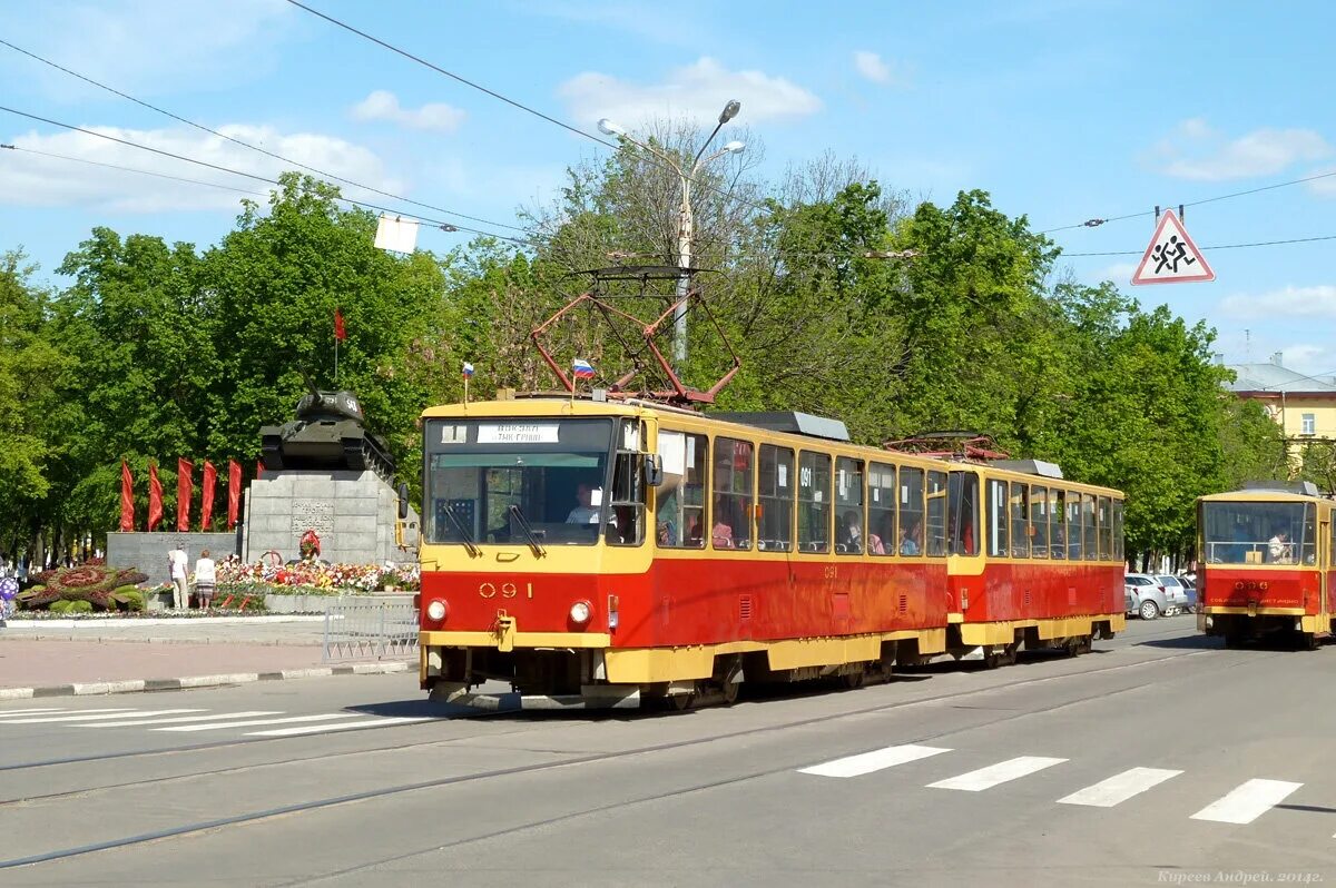 Где трамвай орел. Tatra t6b5. Трамвай Tatra-t6. Трамвай Орел Татра. T6b5.