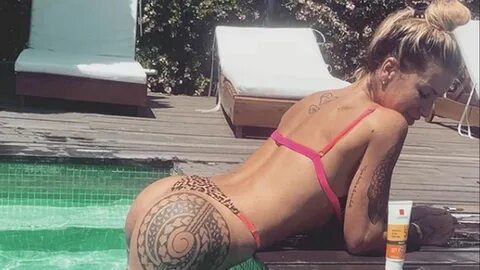VIDEO) Flor Peña bailó en bikini y rozó el límite de la censura.