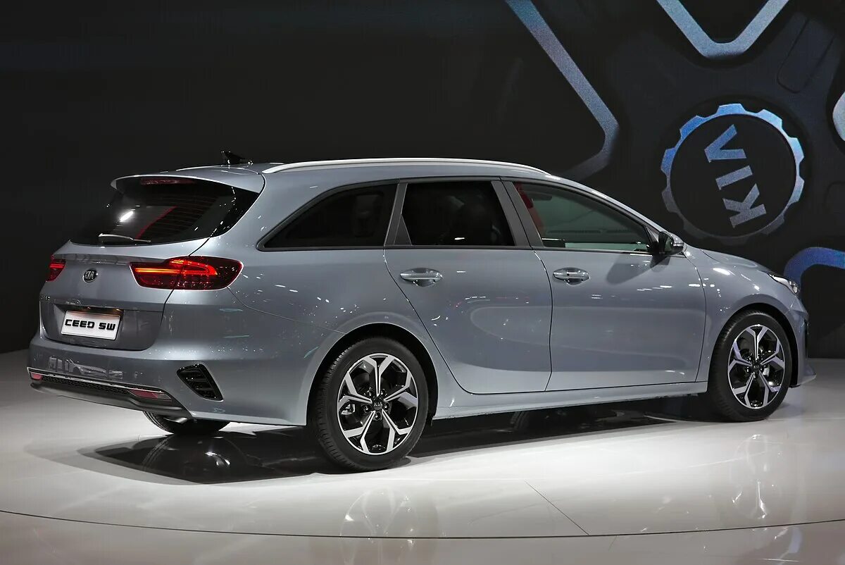 Гибриды Kia XCeed и Ceed SW: 60 км на электричестве - Новости и статьи - Kia Clu