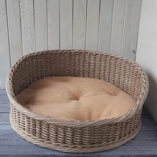 Лежанка для кошки из ротанга своими руками