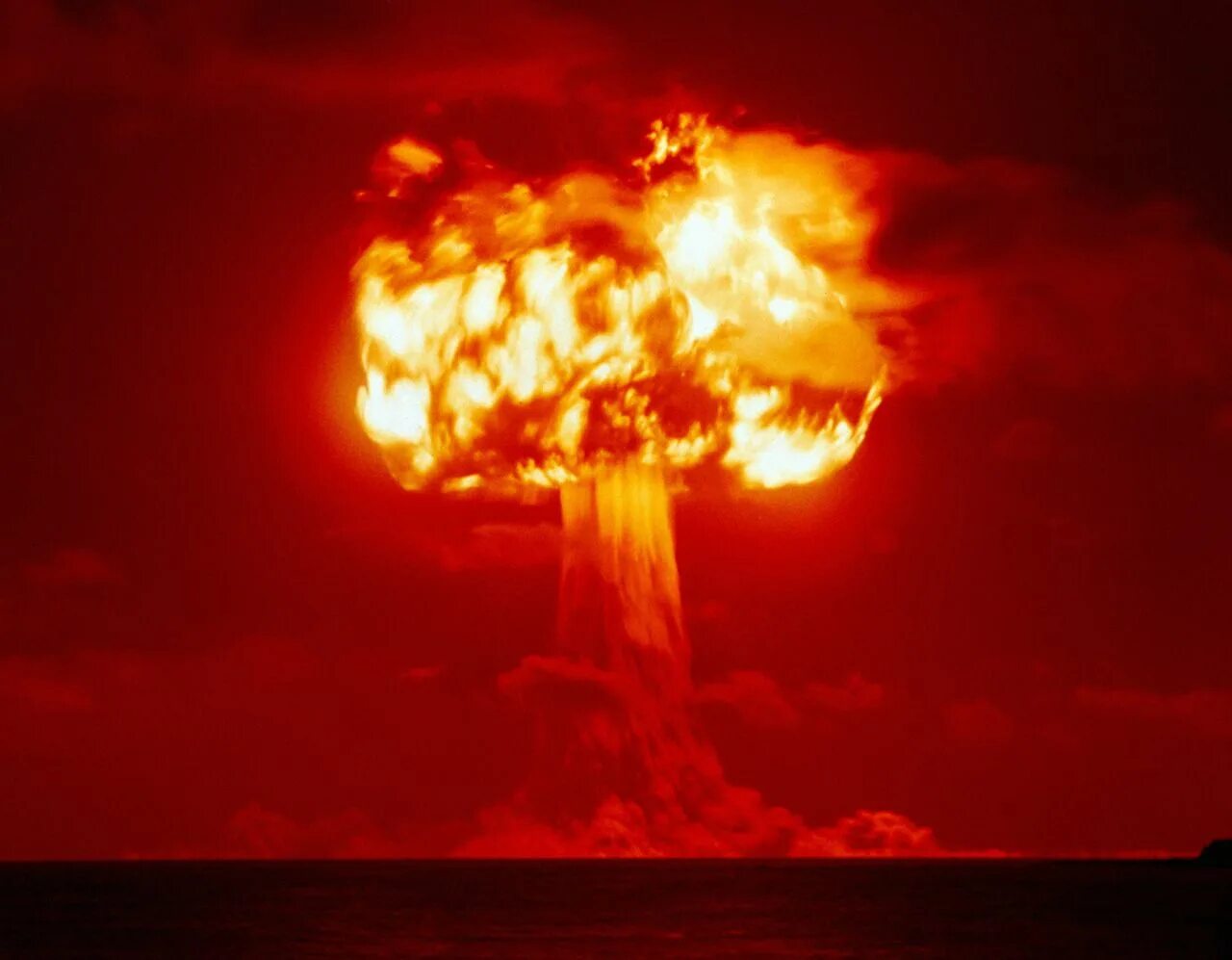 Ядерный взрыв возможен. Ядерное оружие массового поражения. Ядерный взрыв атомный термоядерный. Гигантский взрыв. Взрыв ядерной бомбы.