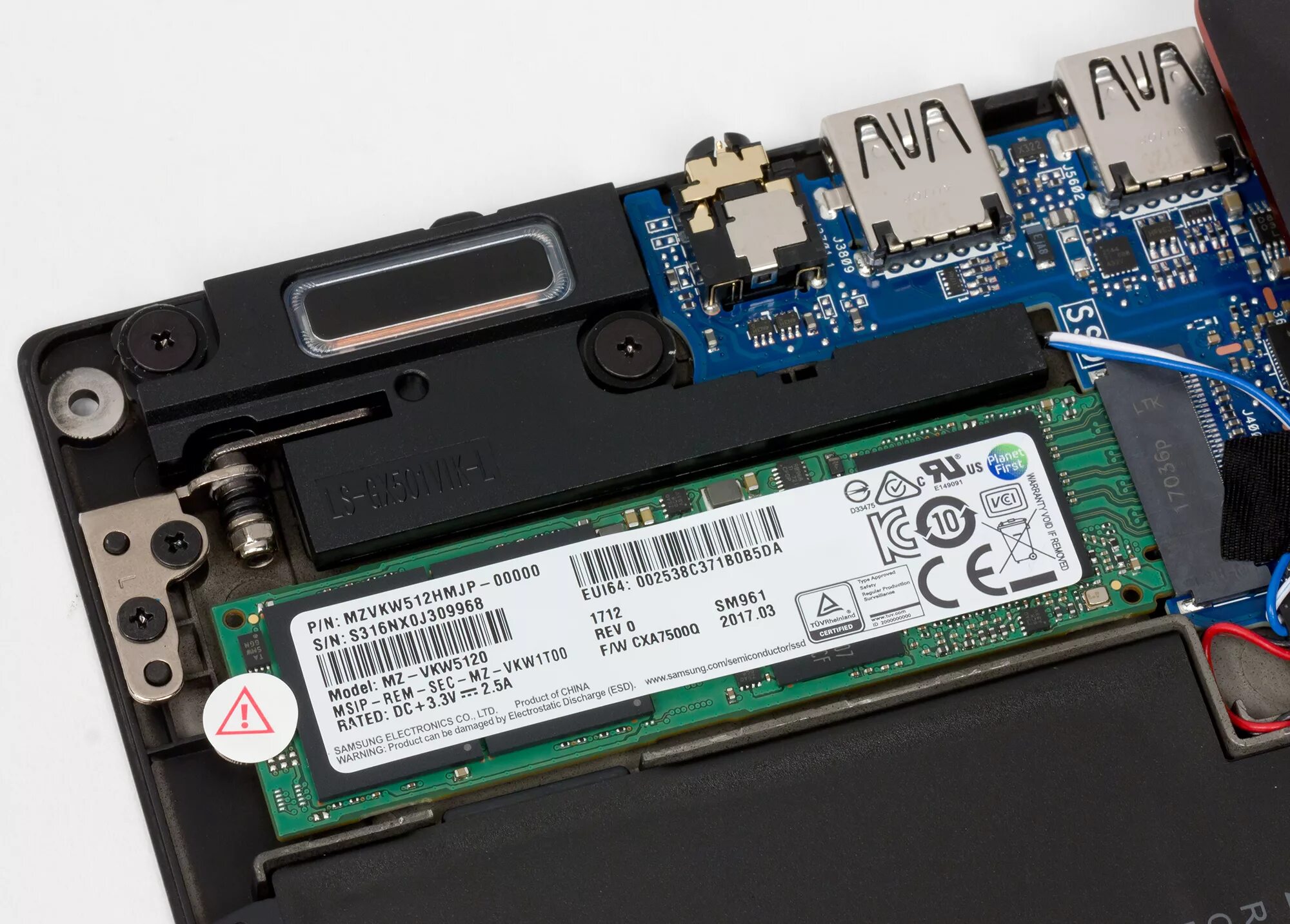 Ноутбук память 512 ssd. SSD M.2 ноутбук Sony. Ссд m2 для ноутбука ASUS. SSD m2 для ноутбука самсунг.