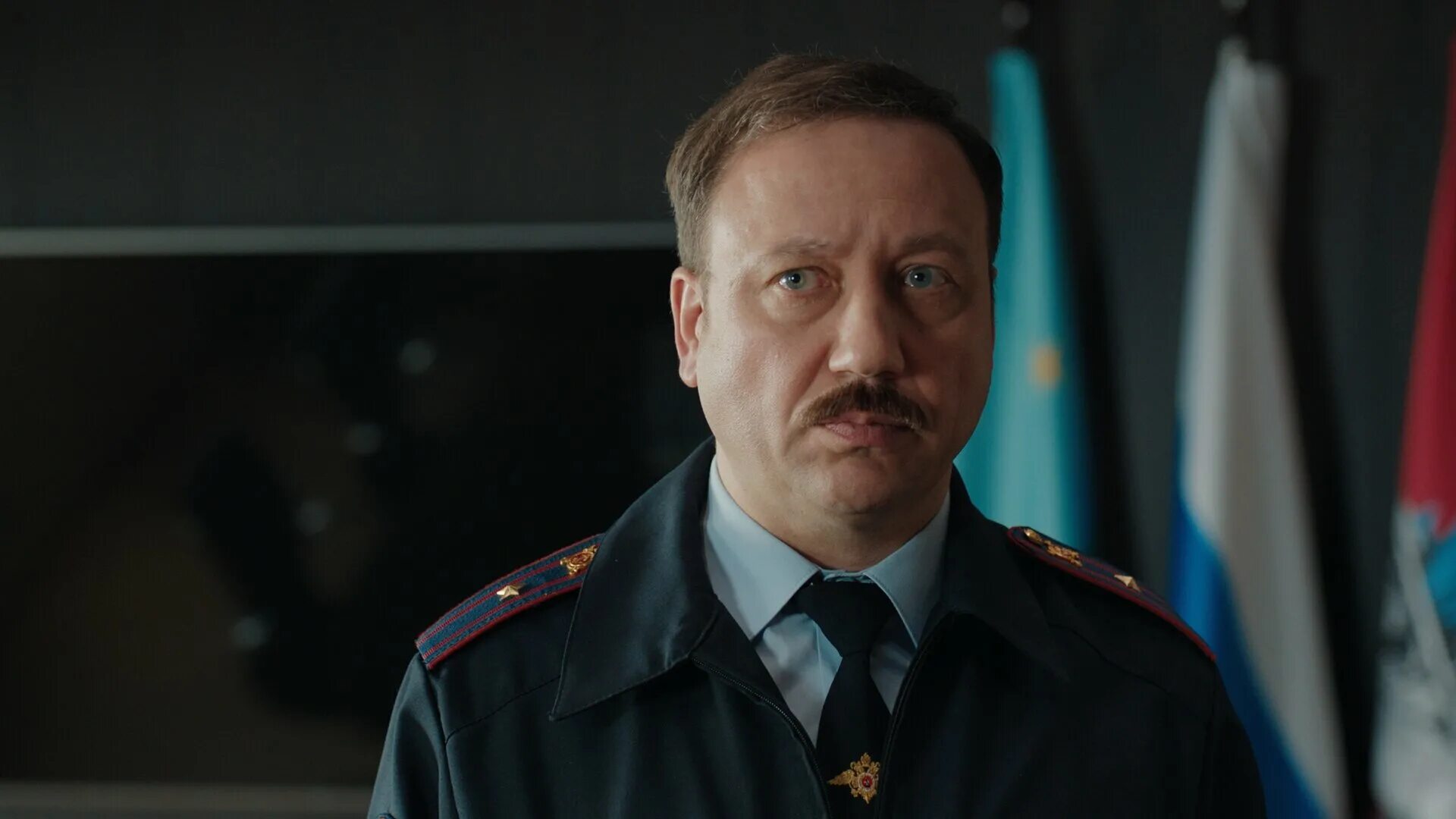 лейтенант синицкая сериал. девушки с макаровым сюжет. алевтина тукан макаров. никита тарасов девушки с макаровым. майор макаров сериал.