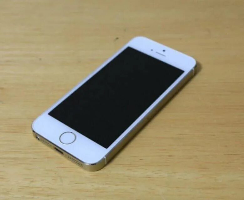 Iphone 5s белый. Iphone 5s белый 16gb. Iphone 5 белый. Apple iphone 5s 64gb белый.