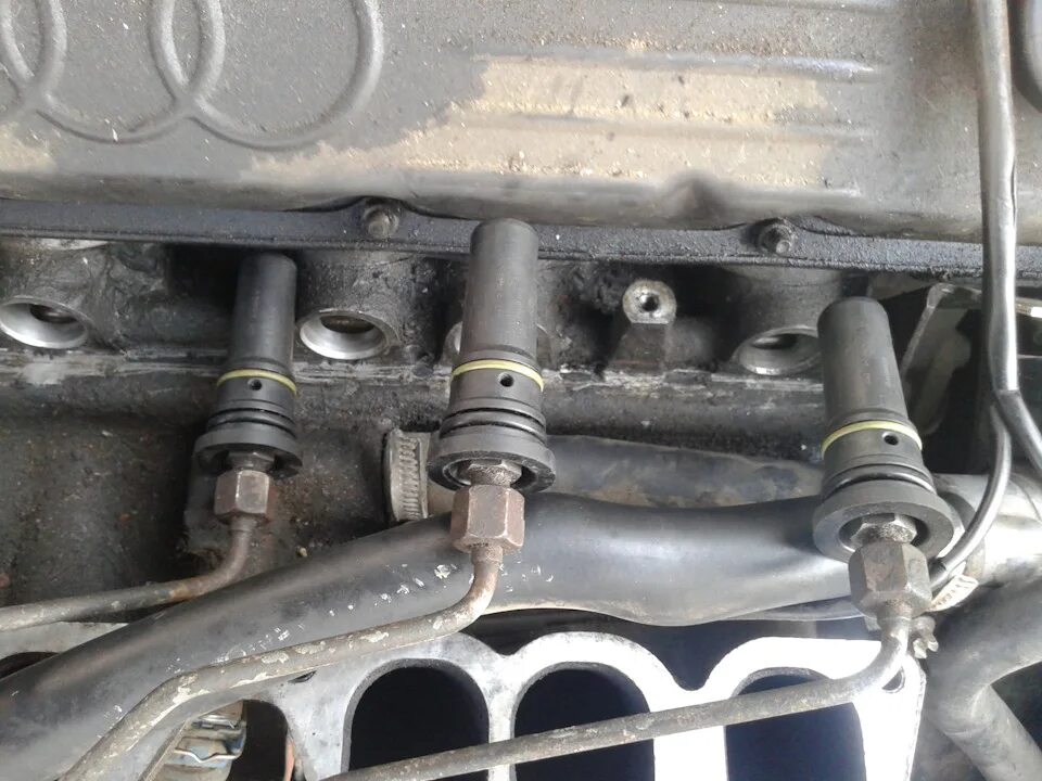 Как снять форсунки ауди 80 Проверил форсунки Audi A4 (B7), 1,8 л, 2006 года своими руками DRIVE2