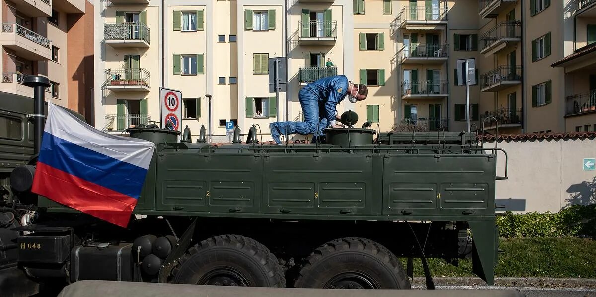 Российские военные в Италии. Российские войска в Италии. Российская армия в Италии. Военный промышленный комплекс Италии. Военные россии италия