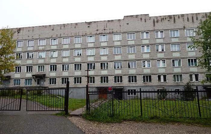 Омутнинская црб регистратура. Регистратура стоматологической поликлиники. Омутнинская црб регистратура. Центральная больница. Когбуз црб омутнинск.