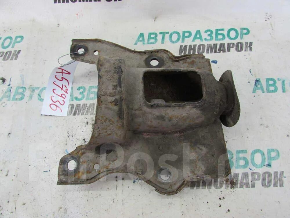 Опора заднего амортизатора хендай соната. Опора заднего правого амортизатора соната тагаз 2007. опора заднего амортизатора соната тагаз 2007. кронштейн крепления амортизатора соната 5 тагаз. соната опора 5536038601.