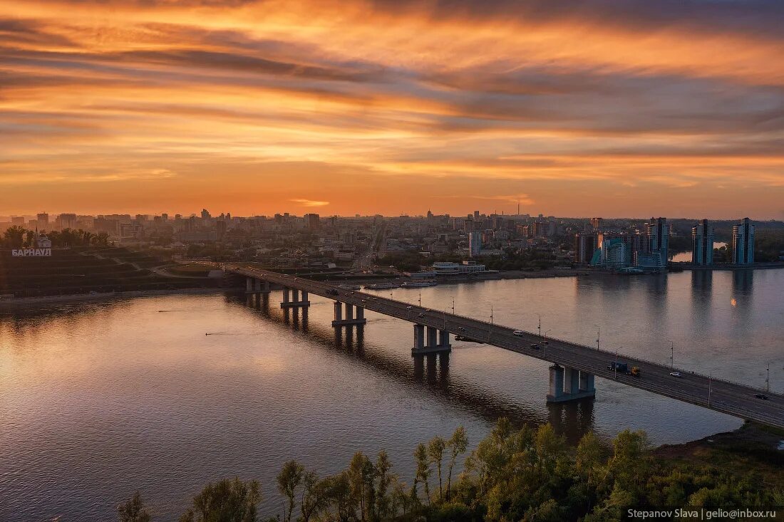 барнаулка река в 1730 году. мост через обь барнаул. новый мост в барнауле через обь. речной вокзал барнаул мост. барнаульский мост.