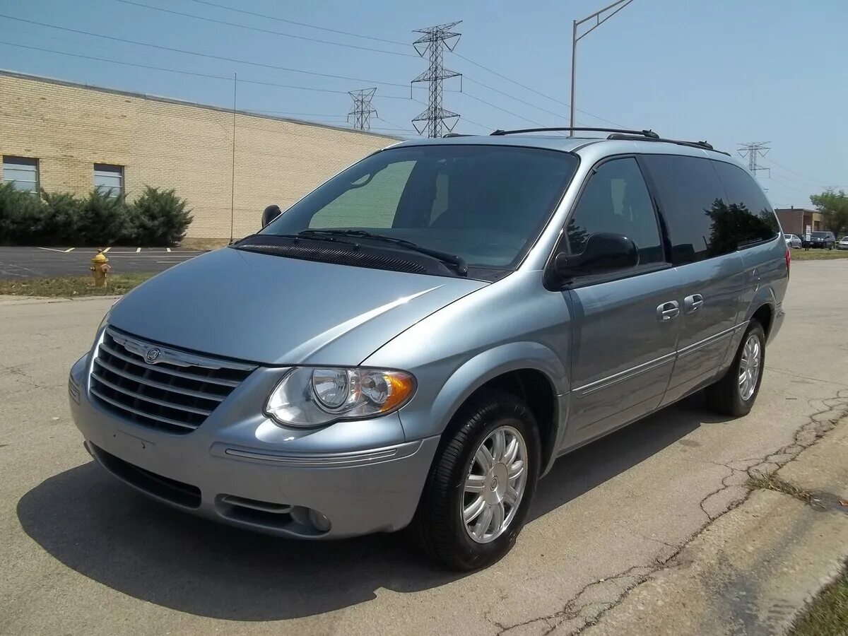 Chrysler Town Country 2007. Chrysler Town 2001. Крайслер Таун Кантри 3.3. Крайслер Таун Кантри 2005. Купить додж караван спб