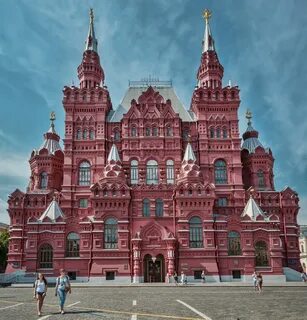 Какие исторические здания москвы стоит увидеть