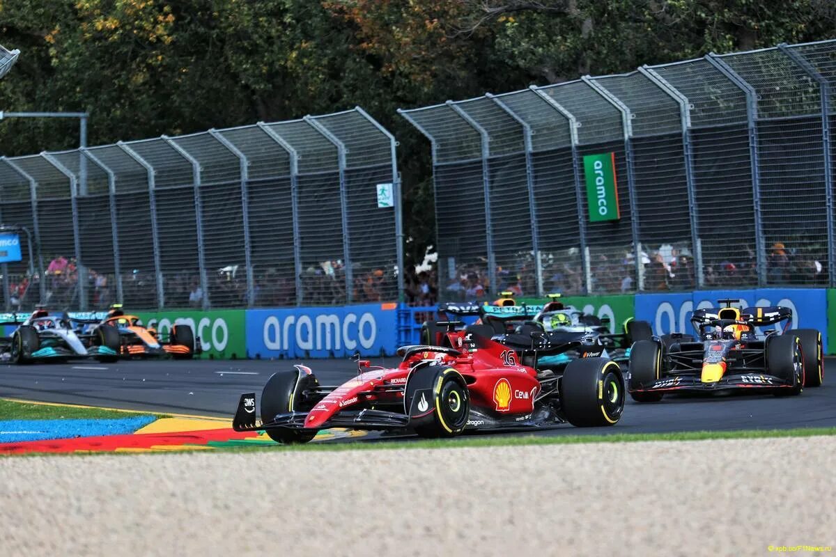 Формула 1 австралия. F1 Grand prix Melbourne 2022 Leclerc. Формула 1 Феррари 2022. Гран при Австралии 2022.